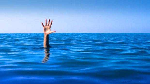man-drowning-in-sea-failure-featured-image